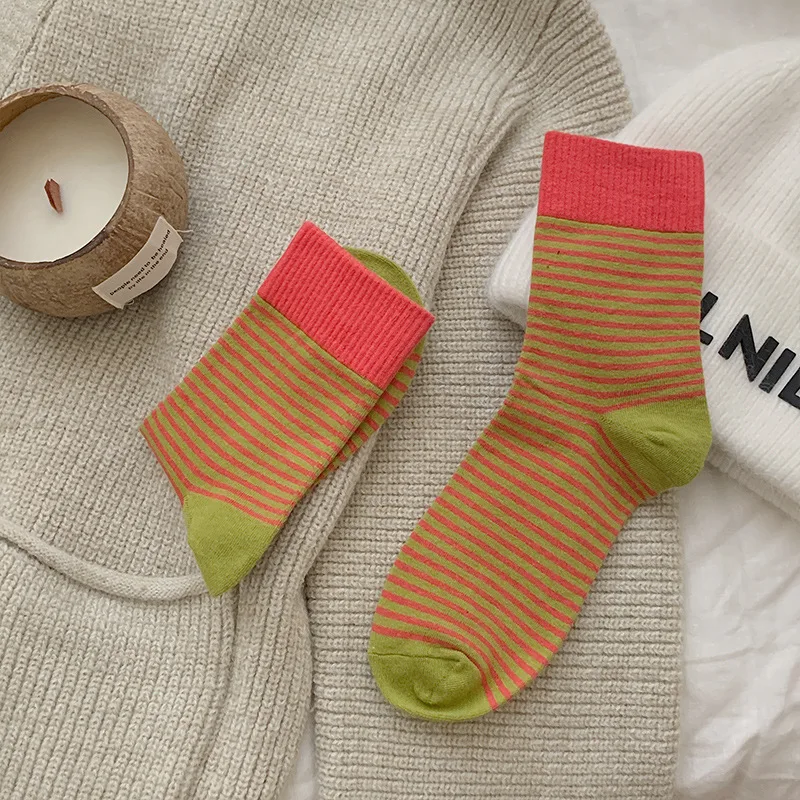 Women Socks New Fashion Korean Style Mixed-Color Female Striped Socks Breathable Warm Casual Girls Crew Socks Short Comfortable
Women Socks New Fashion Korean Style Mixed-Color Female Striped Socks Breathable Warm Casual Girls Crew Socks Short Comfortable