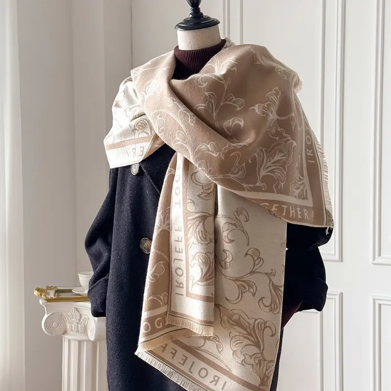 2026 French Retro Imitation Cashmere High-End Versatile Flower Pattern Warm Thickened Scarf Shawl and Extended
2026 French Retro Imitation Cashmere High-End Versatile Flower Pattern Warm Thickened Scarf Shawl and Extended