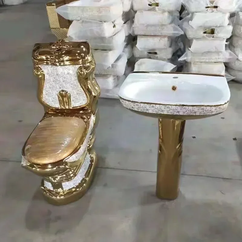 European design luxury royal gold plated ceramic two piece toilet combination of golden pedestal wash basin
European design luxury royal gold plated ceramic two piece toilet combination of golden pedestal wash basin