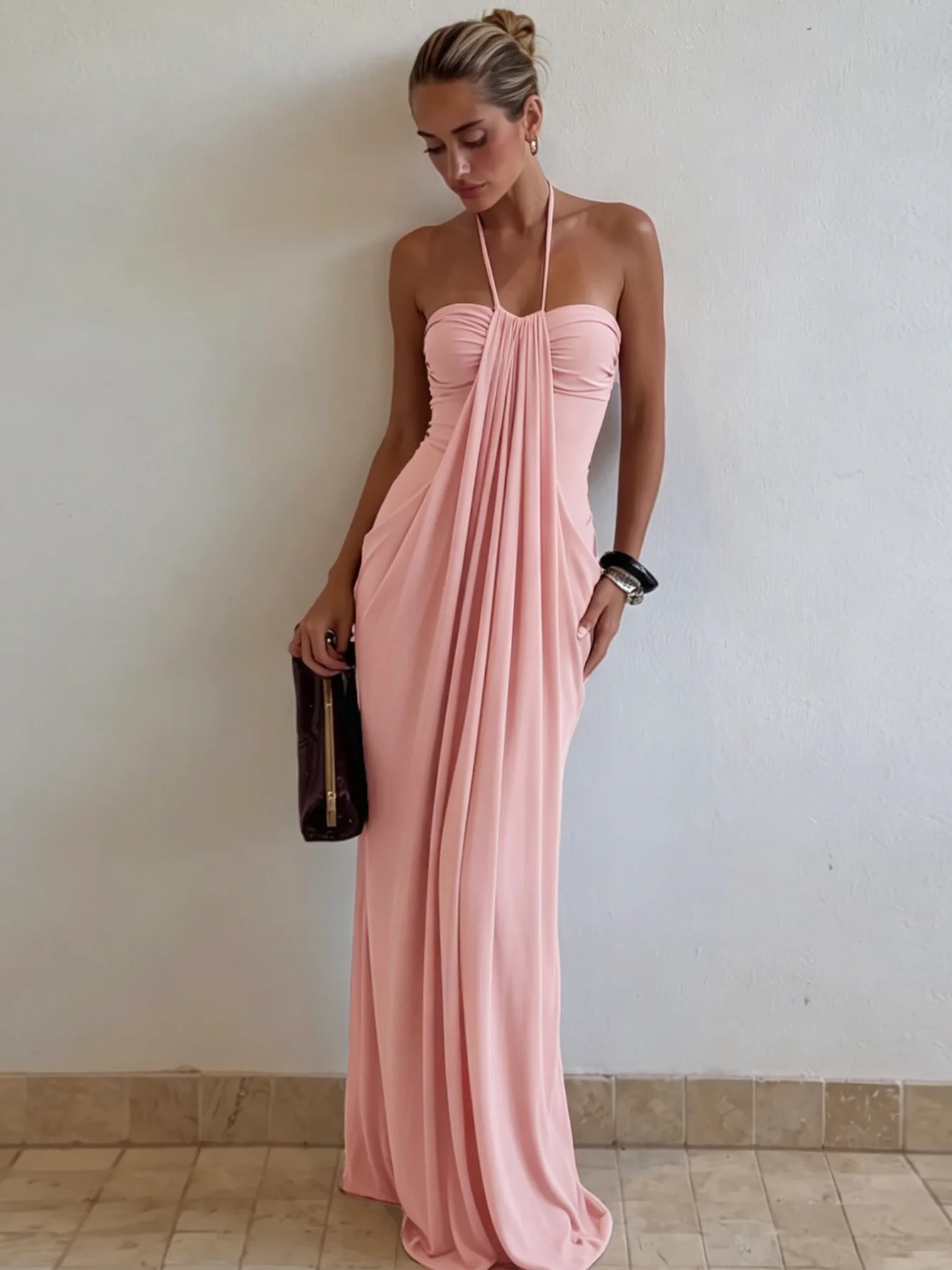 EINY Straps Off Shoulder Backless Sexy Maxi Dress Women Gown Vacation Fashion Ruched Sleeveless Evening Club Party Long Dresses
EINY Straps Off Shoulder Backless Sexy Maxi Dress Women Gown Vacation Fashion Ruched Sleeveless Evening Club Party Long Dresses
