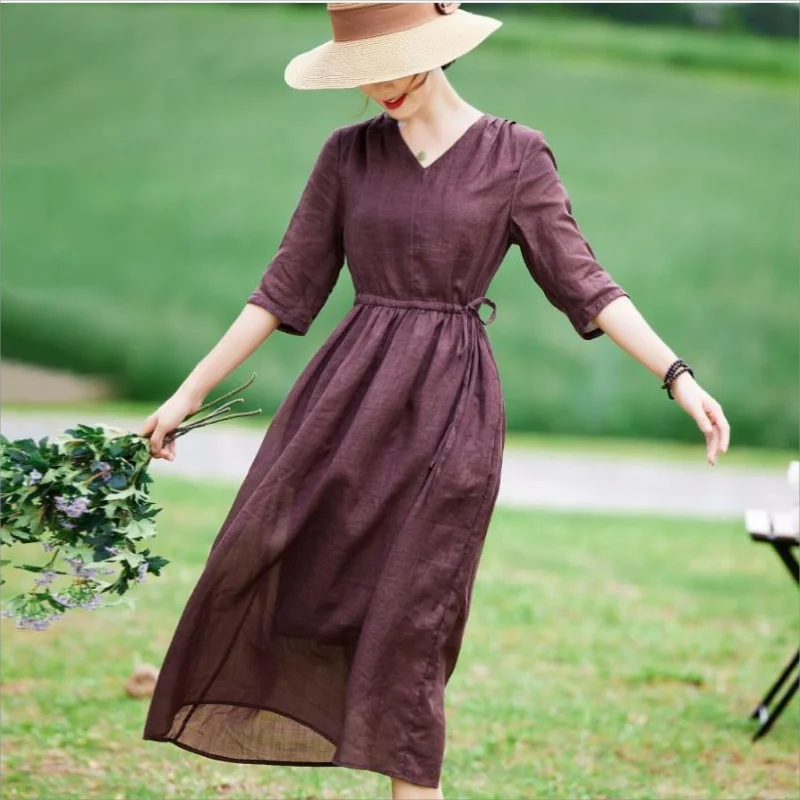 Cotton linen pleated V-neck short-sleeved solid color dress female 2025 summer new Korean loose temperament casual medium-length
Cotton linen pleated V-neck short-sleeved solid color dress female 2025 summer new Korean loose temperament casual medium-length