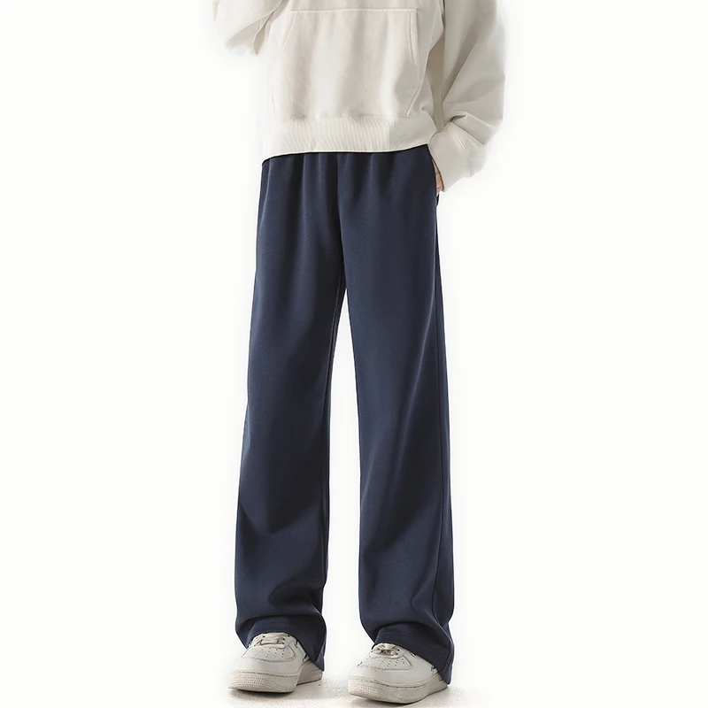 Fall/Winter Must-Have: Straight-Leg Sweatpants for Leisure & Style Men's Loose-fitting Wide-leg Pants with Elastic Waistband
Fall/Winter Must-Have: Straight-Leg Sweatpants for Leisure & Style Men's Loose-fitting Wide-leg Pants with Elastic Waistband