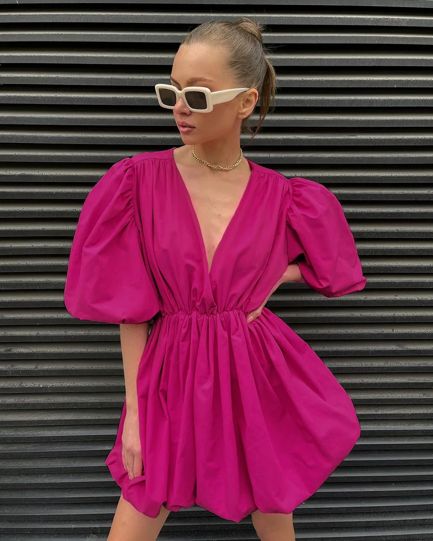 Women's Casual V-neck Dress Five-quarter Sleeve Flower Bud Skirt Bubble Sleeve High Waist A-line Short Dress Polyester
Women's Casual V-neck Dress Five-quarter Sleeve Flower Bud Skirt Bubble Sleeve High Waist A-line Short Dress Polyester