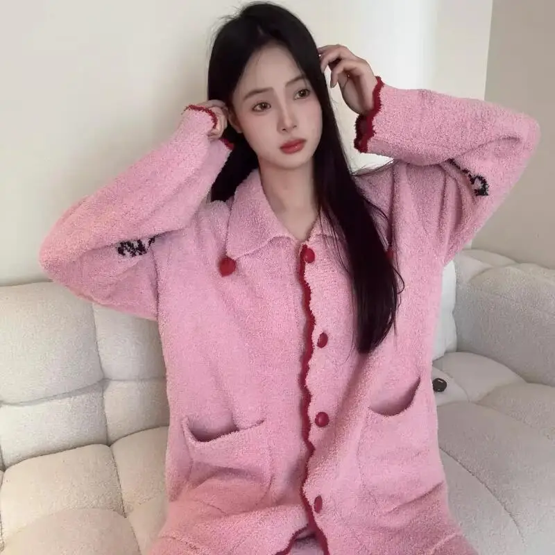 Women's Clothing Pajamas Winter Keep Warm Comfortable At Home Outdoors Sleep Leisure Long Sleeves Pants Suit Exquisite Fashion
Women's Clothing Pajamas Winter Keep Warm Comfortable At Home Outdoors Sleep Leisure Long Sleeves Pants Suit Exquisite Fashion