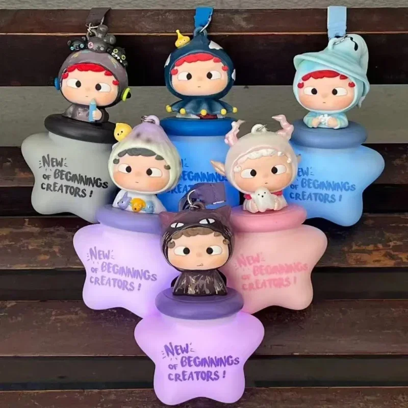 Оригинальная серия Ozai, новинка 2025, глухая коробка, креативный светящийся кулон, декор, игрушки, подарки
Оригинальная серия Ozai, новинка 2025, глухая коробка, креативный светящийся кулон, декор, игрушки, подарки