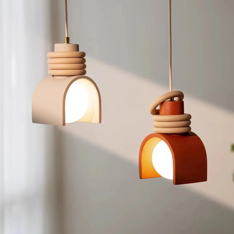Mid ancient style bedroom headboard hanging line light, American retro bedside table pendant light
Mid ancient style bedroom headboard hanging line light, American retro bedside table pendant light