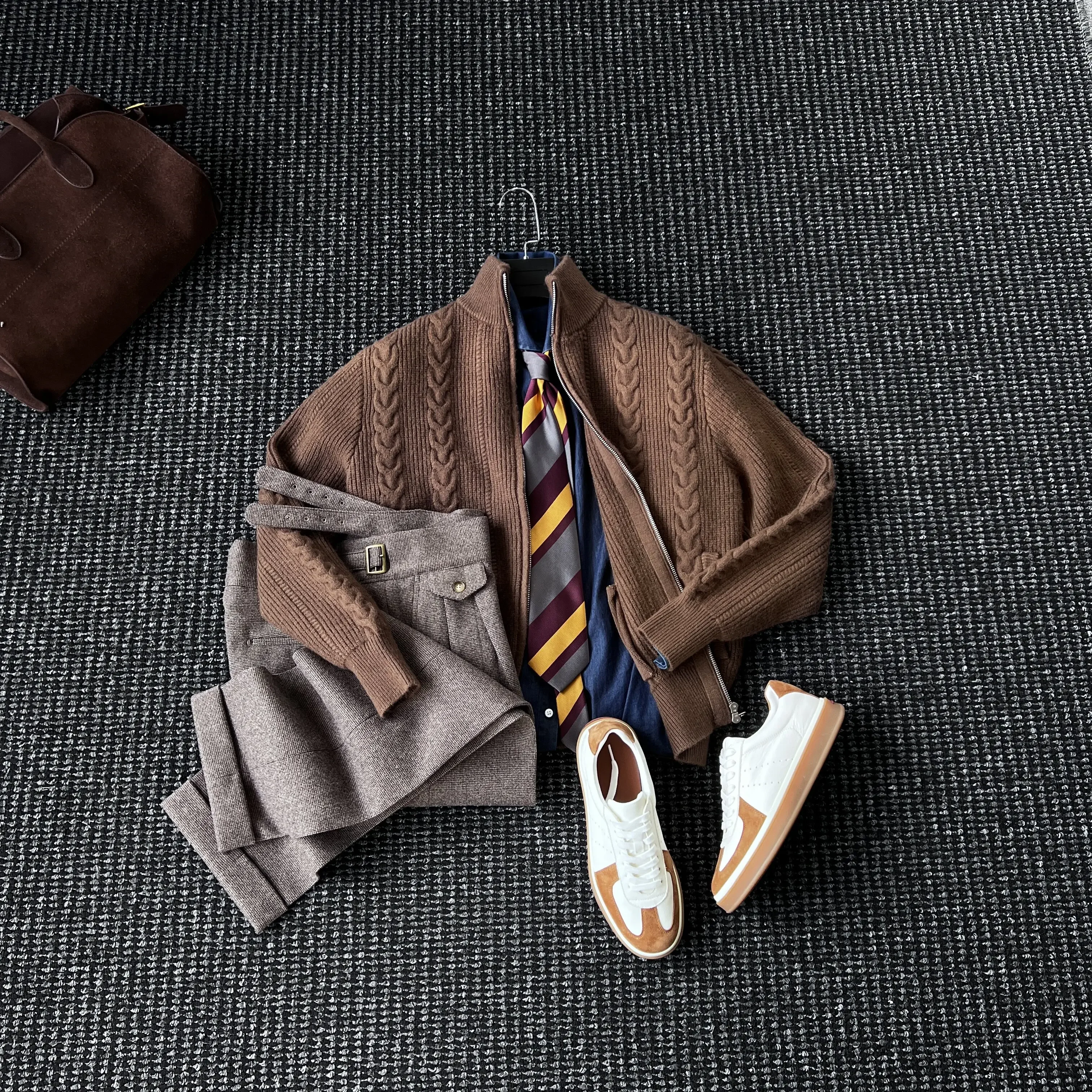 Winter heavy thick jacquard warm knitted sweater cardigan male gentleman elegant old money style
Winter heavy thick jacquard warm knitted sweater cardigan male gentleman elegant old money style