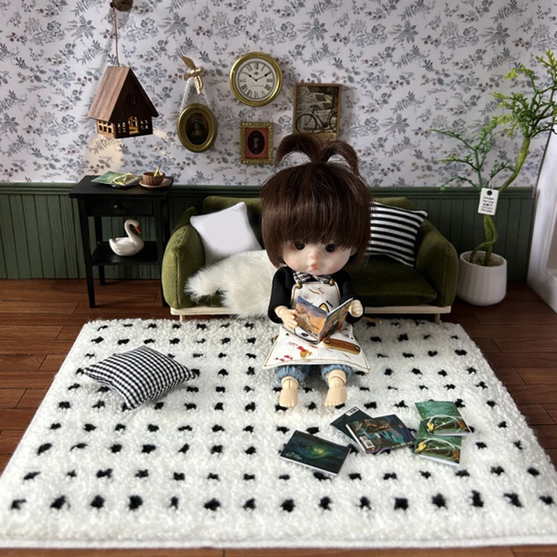 1:12/1:6 Dollhouse Miniature Carpet Plush Black Plaid Floor Mat Mini Simulation Rug Mat Model Living Room Bedroom Home Decor
1:12/1:6 Dollhouse Miniature Carpet Plush Black Plaid Floor Mat Mini Simulation Rug Mat Model Living Room Bedroom Home Decor