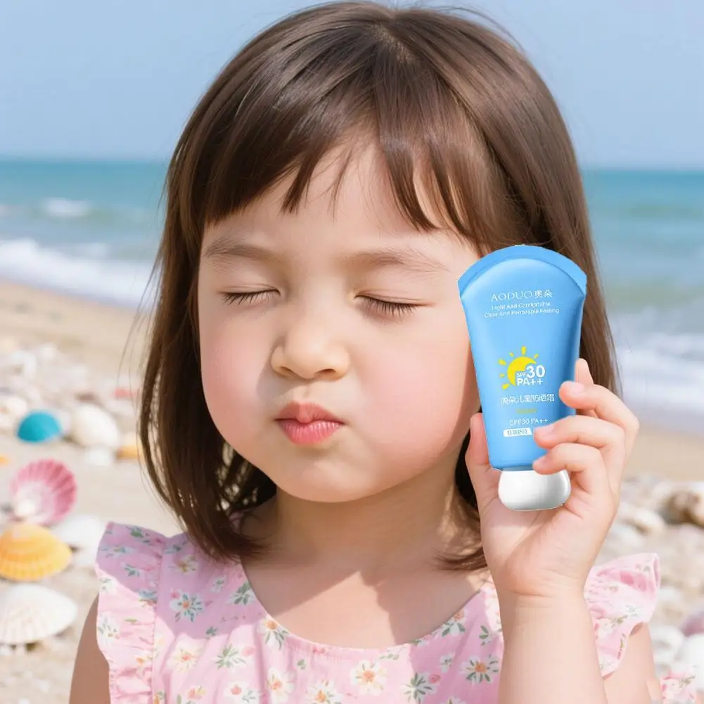 Children Sunscreen Refreshing Oil Free Sun Protector Cream Mild Outdoor Resistance UV Non-irritating Anti-Oxidation Body Y2A9
Children Sunscreen Refreshing Oil Free Sun Protector Cream Mild Outdoor Resistance UV Non-irritating Anti-Oxidation Body Y2A9