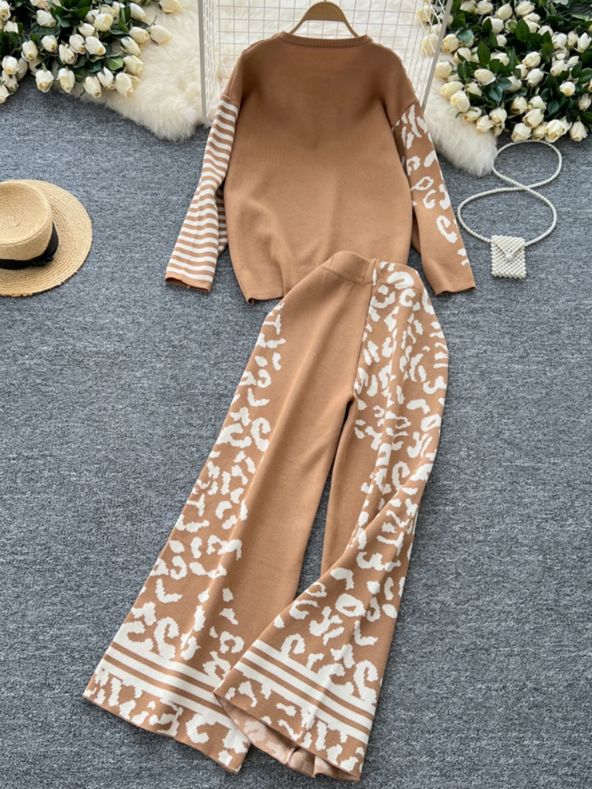 Женский длинный вязаный свитер Све с высокой талией, широкие брюки с принтом, комплект из двух предметов, круглый пуловер Faion Commute Sle
Женский длинный вязаный свитер Све с высокой талией, широкие брюки с принтом, комплект из двух предметов, круглый пуловер Faion Commute Sle