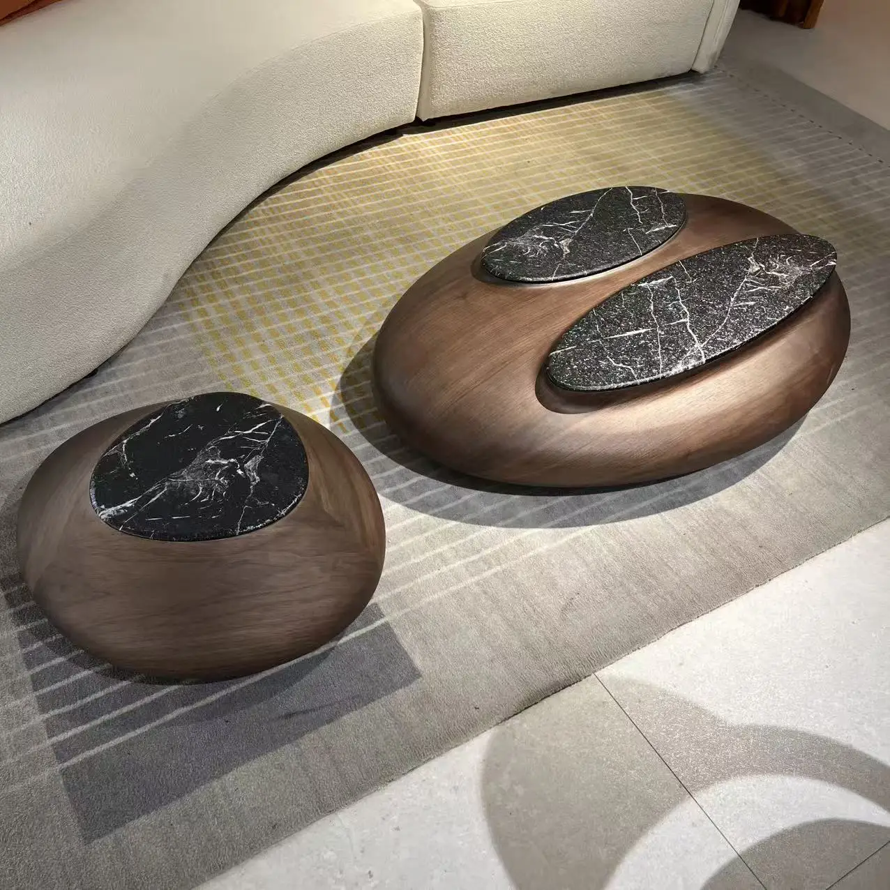 Black Walnut Solid Wood Tea Table Large Apartment Design Sense Living Room Pebble Oval Coffee Table Combination
Black Walnut Solid Wood Tea Table Large Apartment Design Sense Living Room Pebble Oval Coffee Table Combination