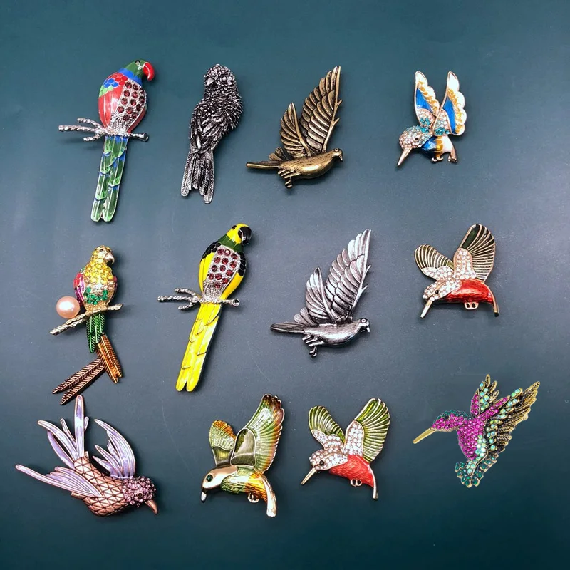 Antique Vintage Palace Style Animal Bird Brooch Multi-color Glaze Cute Birds Brooches Clothes Hats Bags Accessory
Antique Vintage Palace Style Animal Bird Brooch Multi-color Glaze Cute Birds Brooches Clothes Hats Bags Accessory