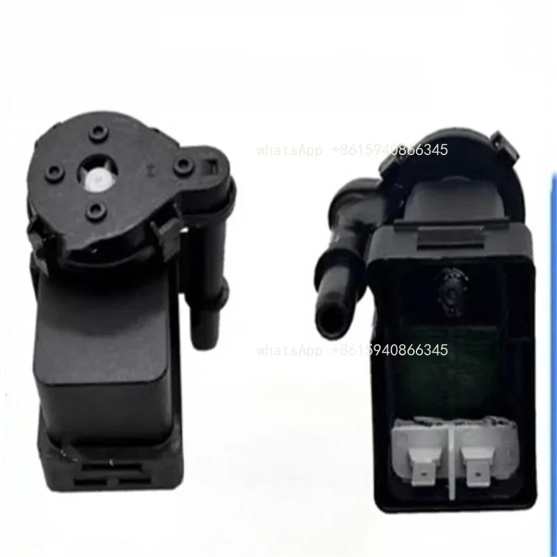 1PCS For Clothes Dryer Drain Pump B13-5AE12120 60HZ 15W 220V DC31-00105B Drainage Motor Washer Parts
1PCS For Clothes Dryer Drain Pump B13-5AE12120 60HZ 15W 220V DC31-00105B Drainage Motor Washer Parts