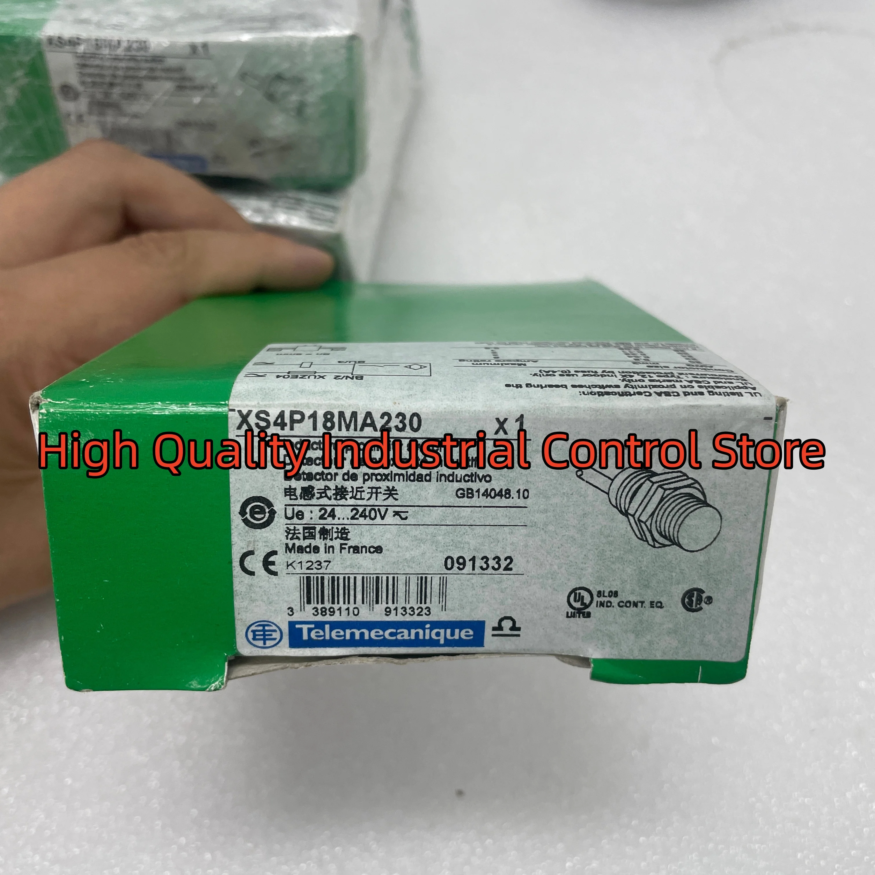 Brand New XS4P18MA230 proximity switch
Brand New XS4P18MA230 proximity switch