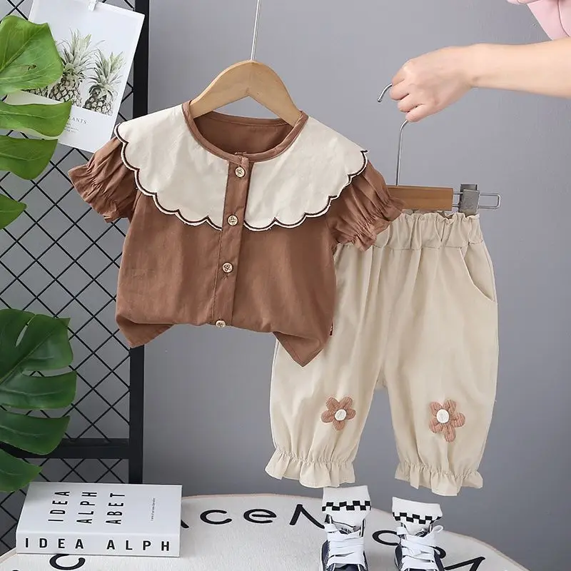 Summer Children's Girl Clothing Sets Doll Collar Sleeve Short Sleeve Shirt Top Pants Korean Version Fashion Girl Outfit
Summer Children's Girl Clothing Sets Doll Collar Sleeve Short Sleeve Shirt Top Pants Korean Version Fashion Girl Outfit