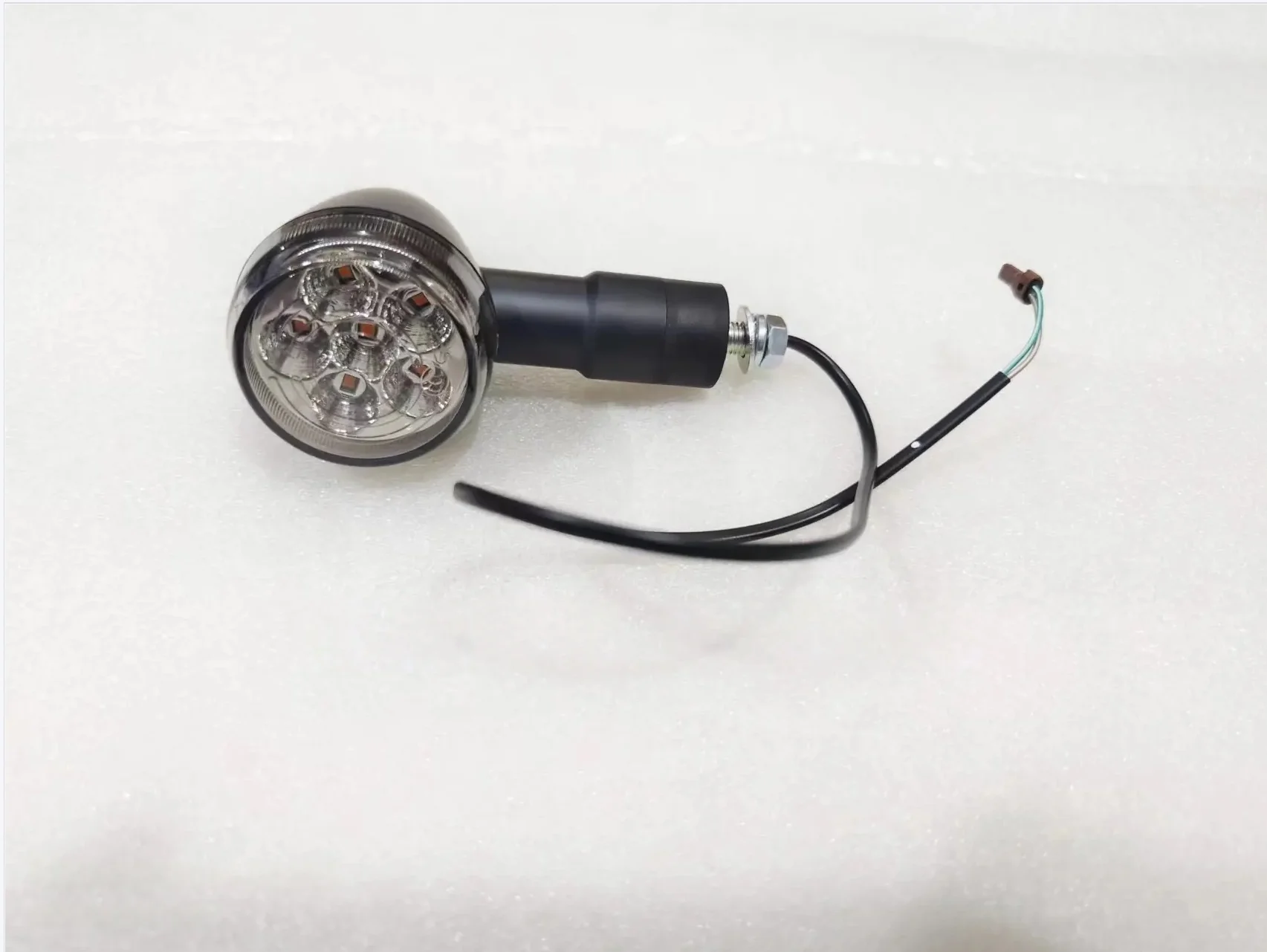 Для Qjmotor srv600v аксессуары Qj мотор srv 600 В указатель поворота указатель поворота поворотные огни задний фонарь маленький свет
Для Qjmotor srv600v аксессуары Qj мотор srv 600 В указатель поворота указатель поворота поворотные огни задний фонарь маленький свет