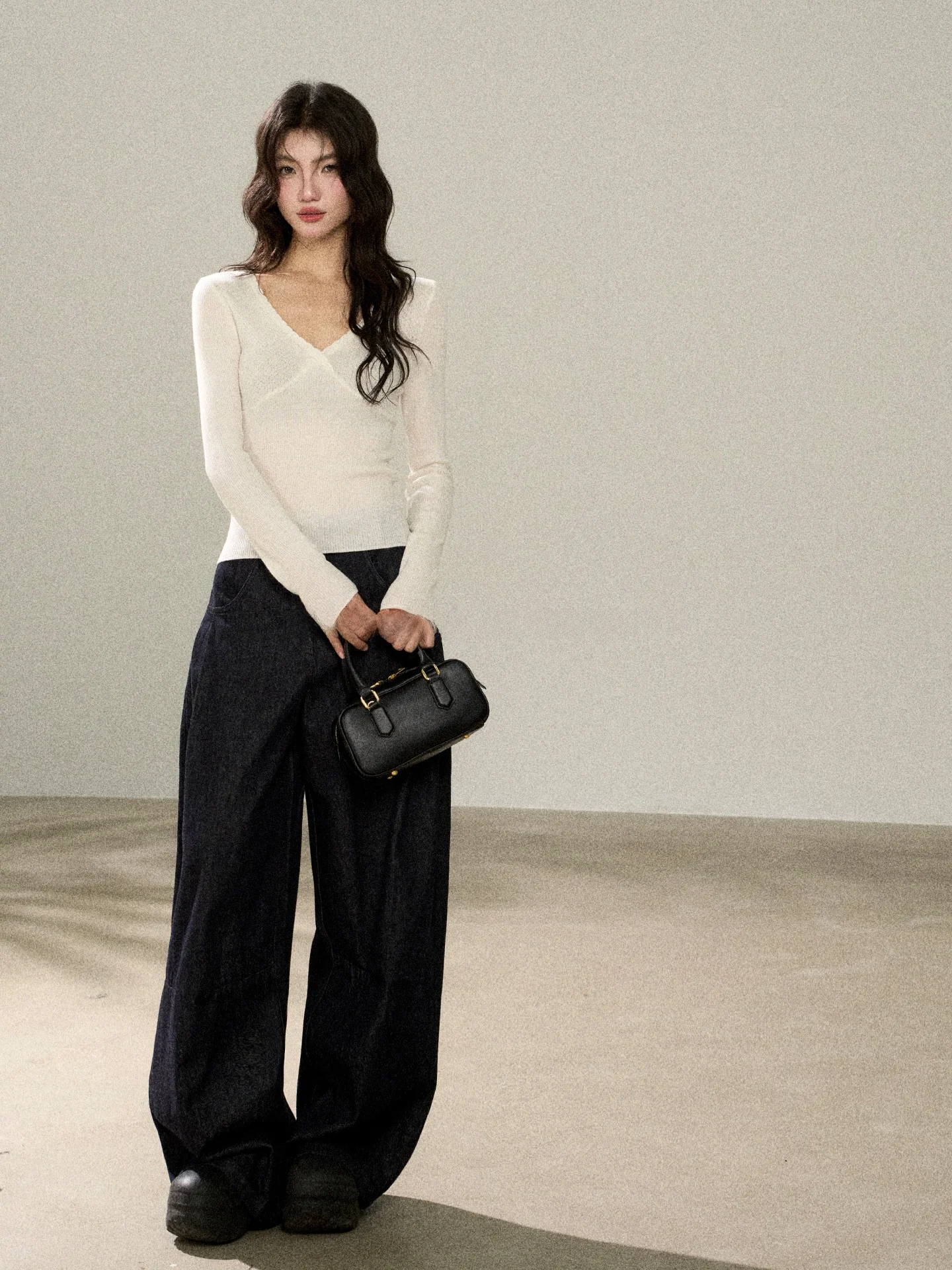 High Waist Wide Leg Korean Style Denim Jeans Women's Versatile Draped Long Pants Cotton Blend Summer Season Casual Wear
High Waist Wide Leg Korean Style Denim Jeans Women's Versatile Draped Long Pants Cotton Blend Summer Season Casual Wear