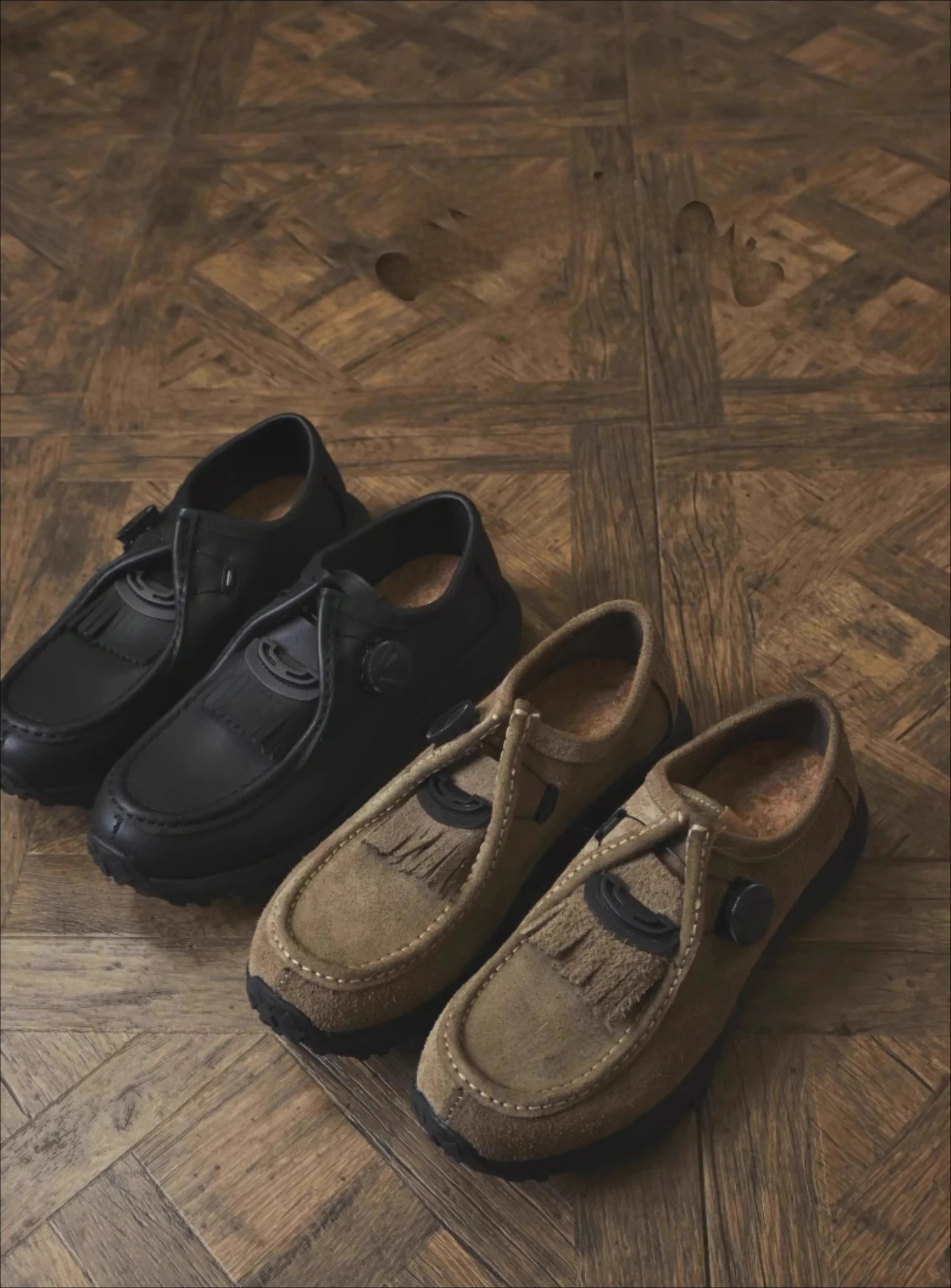 Outdoor-Loafer mit Knöpfen, Retro-Slipper aus erstklassigem Rindsleder mit Fransen, japanische Känguru-Schuhe
Outdoor-Loafer mit Knöpfen, Retro-Slipper aus erstklassigem Rindsleder mit Fransen, japanische Känguru-Schuhe