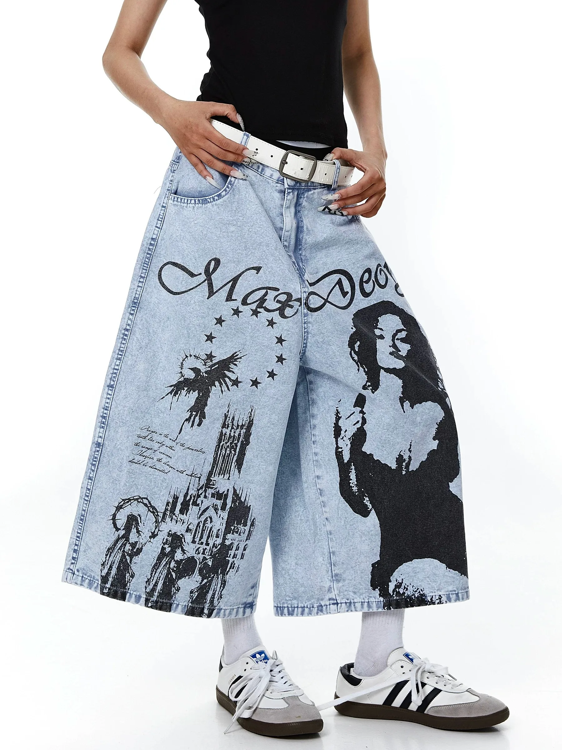 Y2K American Style Denim High Street Graffiti Printed Washed Denim Cropped Pants for Men and Women Summer Wide Leg Shorts
Y2K American Style Denim High Street Graffiti Printed Washed Denim Cropped Pants for Men and Women Summer Wide Leg Shorts