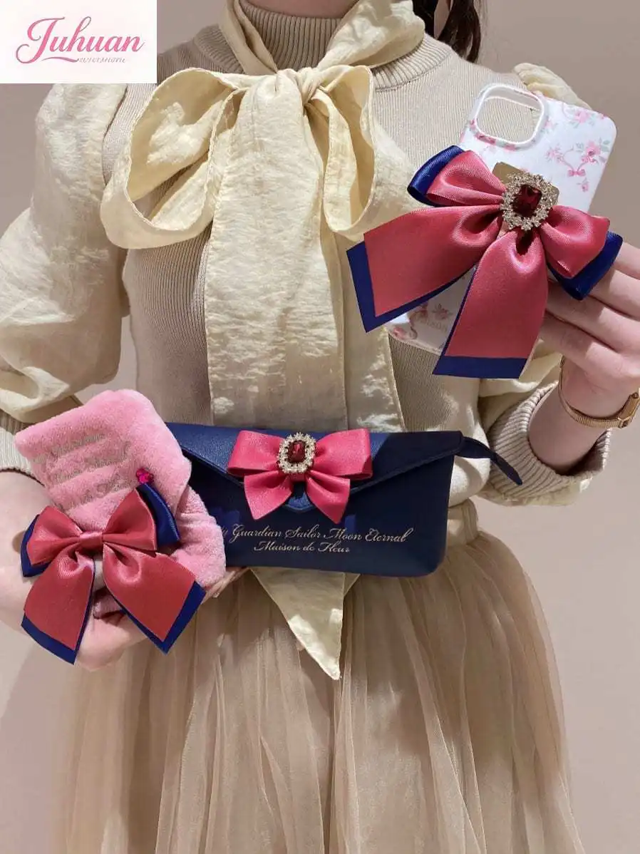 Japanese Fashion Girl Bags Women's Candy Colored Bow Rhinestone Cosmetic Bag Pencil Bags Pendant Mobile Phone Ring Holder
Japanese Fashion Girl Bags Women's Candy Colored Bow Rhinestone Cosmetic Bag Pencil Bags Pendant Mobile Phone Ring Holder