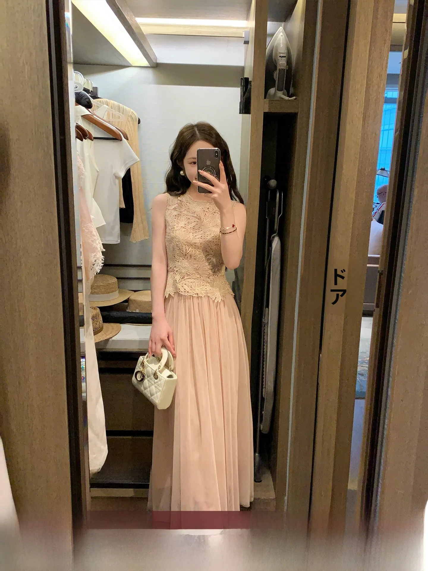 High Waist Mesh Fairy Skirt Women's Apricot Half-length Design Sensation Spring Summer Lace Detailing Ladies Fashion
High Waist Mesh Fairy Skirt Women's Apricot Half-length Design Sensation Spring Summer Lace Detailing Ladies Fashion