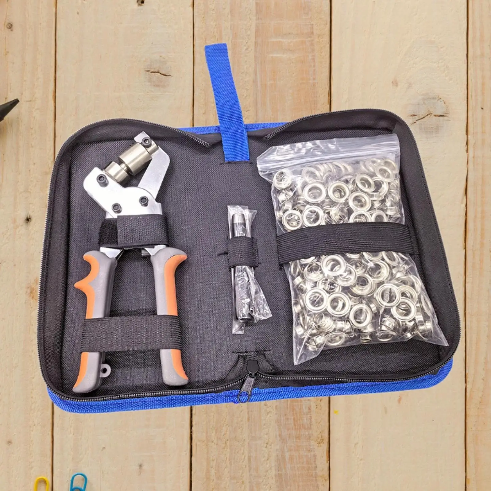 Drill Bits Small Organizer Bag Multifunctional Convenient Handheld Bits Pouch for Carpenter Craftsmen Mechanic DIY Hobbyist
Drill Bits Small Organizer Bag Multifunctional Convenient Handheld Bits Pouch for Carpenter Craftsmen Mechanic DIY Hobbyist