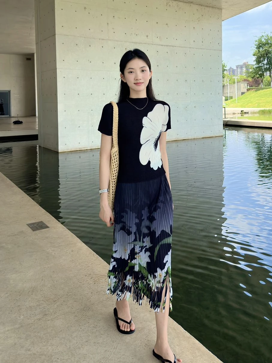 Three-Piece Set Asymmetrical Design Pleated Skirt Slimming Effect Summer Outfit Floral Print Commute Style Korean Fit
Three-Piece Set Asymmetrical Design Pleated Skirt Slimming Effect Summer Outfit Floral Print Commute Style Korean Fit