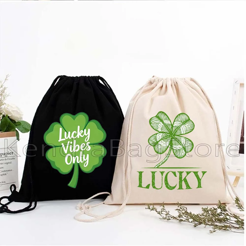 Милые четыре листа Lucky Clover, ирландские подарки на день Святого Патрика, холщовые сумки на шнурке, футбольный рюкзак, спортивный рюкзак, спортивные сумки на шнурке
Милые четыре листа Lucky Clover, ирландские подарки на день Святого Патрика, холщовые сумки на шнурке, футбольный рюкзак, спортивный рюкзак, спортивные сумки на шнурке