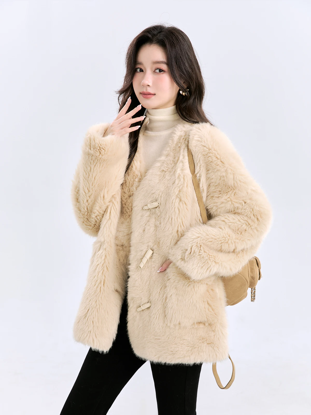 Faionable Lamb Fur Jaet Women's Winter New Sle Small Fraance Sle Milk Fufu Fur Top Inteated Skin Fur Coat
Faionable Lamb Fur Jaet Women's Winter New Sle Small Fraance Sle Milk Fufu Fur Top Inteated Skin Fur Coat
