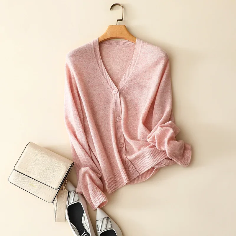 aliaga autumn new arrival 100% cashmere v neck buttons cardigan women molandy knitted long sleeve sweater fashion casual outwear
aliaga autumn new arrival 100% cashmere v neck buttons cardigan women molandy knitted long sleeve sweater fashion casual outwear