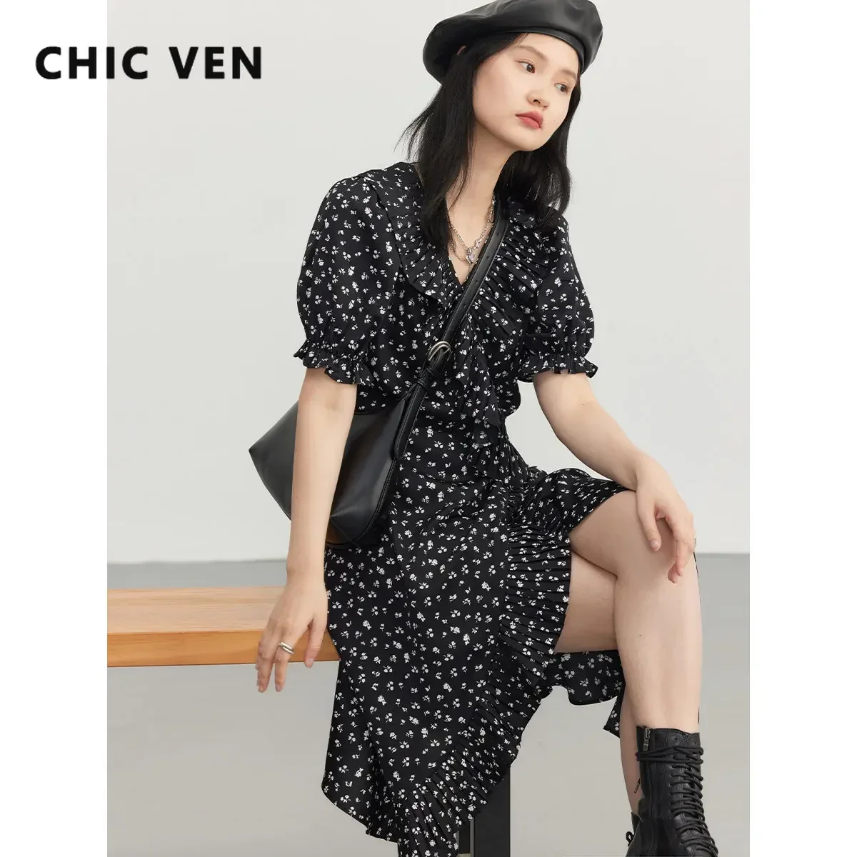 CHIC VEN Women's Dresses Vintage Ruffle Edge Puff Sleeve V-neck Black Flower Dress Party Beach Female Coat Summer 2023 Girl
CHIC VEN Women's Dresses Vintage Ruffle Edge Puff Sleeve V-neck Black Flower Dress Party Beach Female Coat Summer 2023 Girl