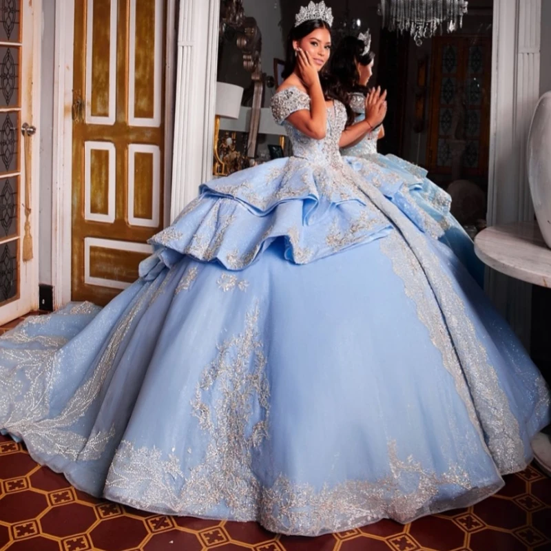 Sky Blue Shiny Quinceanera Dresses Off The Shoulder Applique Lace Beading Crystal Tull Party Birthday Sweet 16 Dress Vestidos 15
Sky Blue Shiny Quinceanera Dresses Off The Shoulder Applique Lace Beading Crystal Tull Party Birthday Sweet 16 Dress Vestidos 15