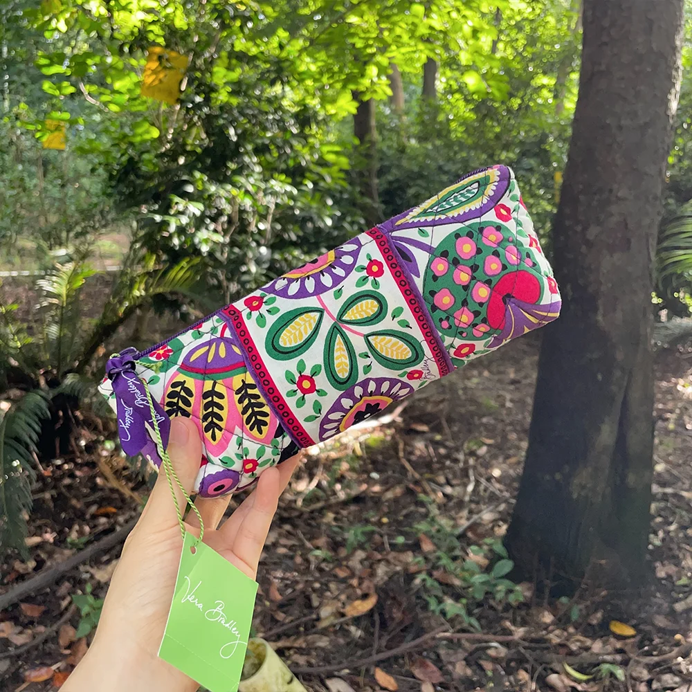 VB American pastoral style environmentally friendly printed pure cotton makeup bag storage bag student pencil case
VB American pastoral style environmentally friendly printed pure cotton makeup bag storage bag student pencil case