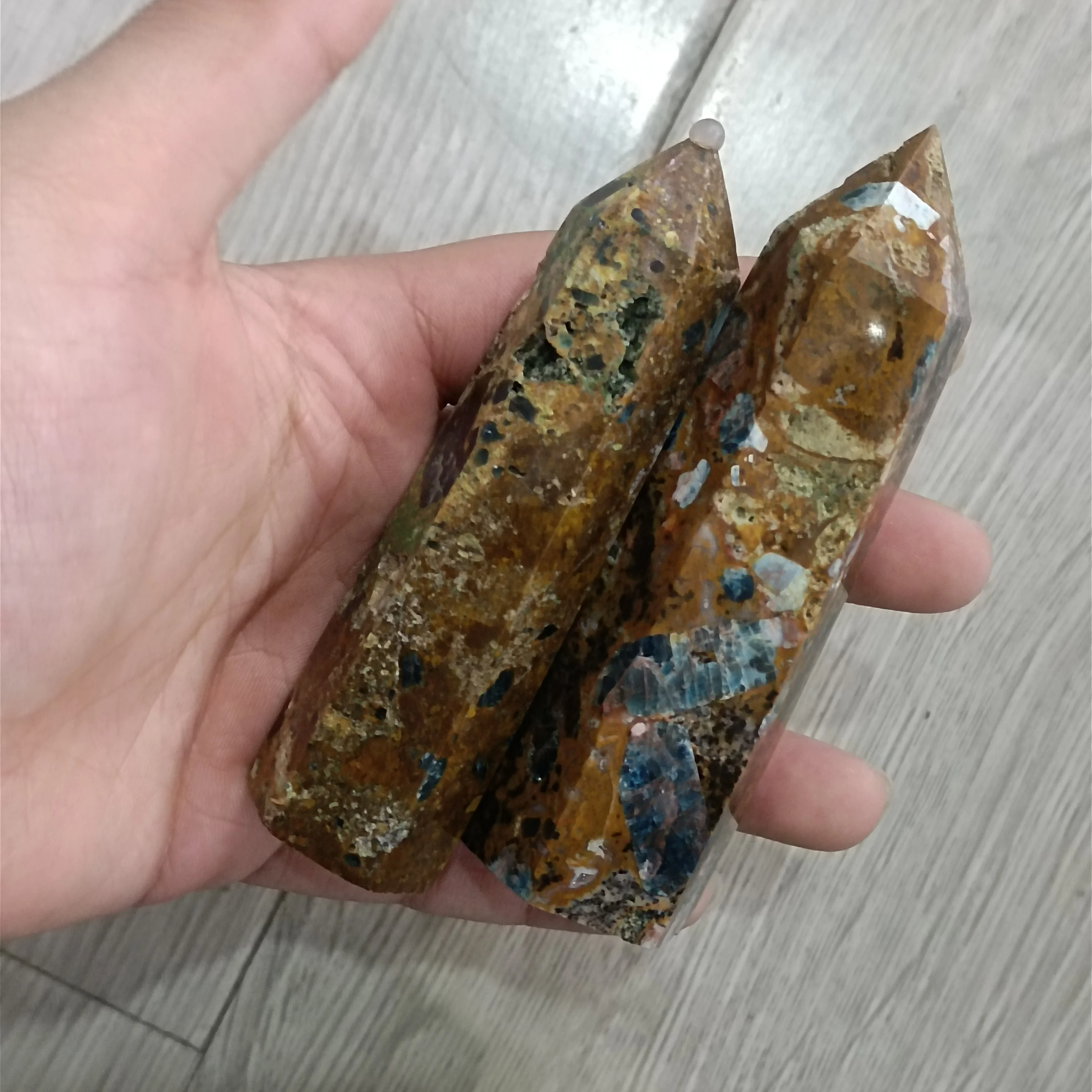 1 шт. Высокое качество! Натуральный апатит, Хрустальная палочка, камень, Исцеляющие предметы интерьера
1 шт. Высокое качество! Натуральный апатит, Хрустальная палочка, камень, Исцеляющие предметы интерьера