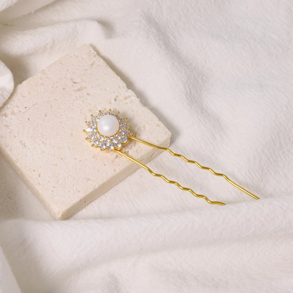 Natural Freshwater Pearls Inlaid with Zircon Flower Hair Accessories Women Jewelry Fashion Ladies and Girls Gift GH0128
Natural Freshwater Pearls Inlaid with Zircon Flower Hair Accessories Women Jewelry Fashion Ladies and Girls Gift GH0128