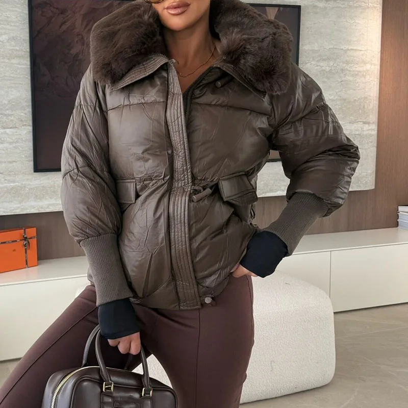 Зимняя толстая теплая повседневная верхняя одежда на молнии, модное однотонное пальто с карманами, женское пальто с воротником с лацканами, плюшевая свободная куртка с длинными рукавами
Зимняя толстая теплая повседневная верхняя одежда на молнии, модное однотонное пальто с карманами, женское пальто с воротником с лацканами, плюшевая свободная куртка с длинными рукавами