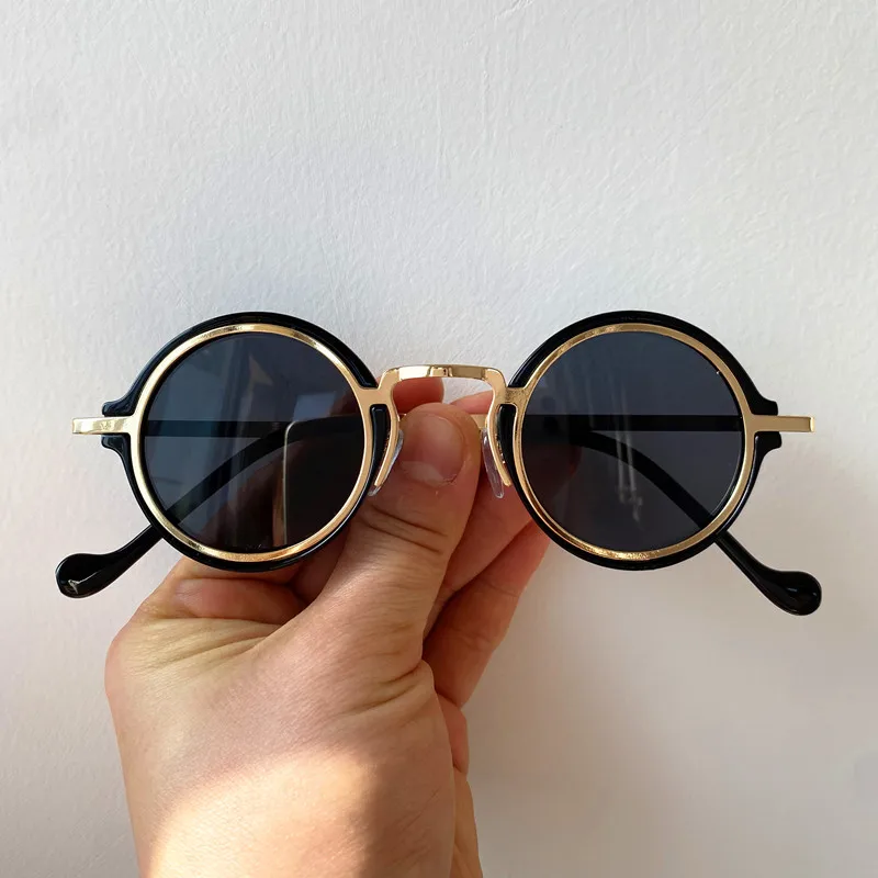 Hip Hop Sun Glasses Men Anti-UV Spectacles Round Frame Black Frame Eyeglasses Simplity Ornamental Punk Sunglasses
Hip Hop Sun Glasses Men Anti-UV Spectacles Round Frame Black Frame Eyeglasses Simplity Ornamental Punk Sunglasses