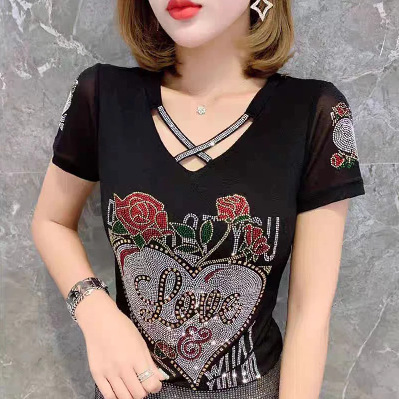 2025 Summer Clothes Korean Fashion Diamond Tops Patchwork Lace Mesh Shirt Short Sleeve Cross V Neck Women T Shirt
2025 Summer Clothes Korean Fashion Diamond Tops Patchwork Lace Mesh Shirt Short Sleeve Cross V Neck Women T Shirt
