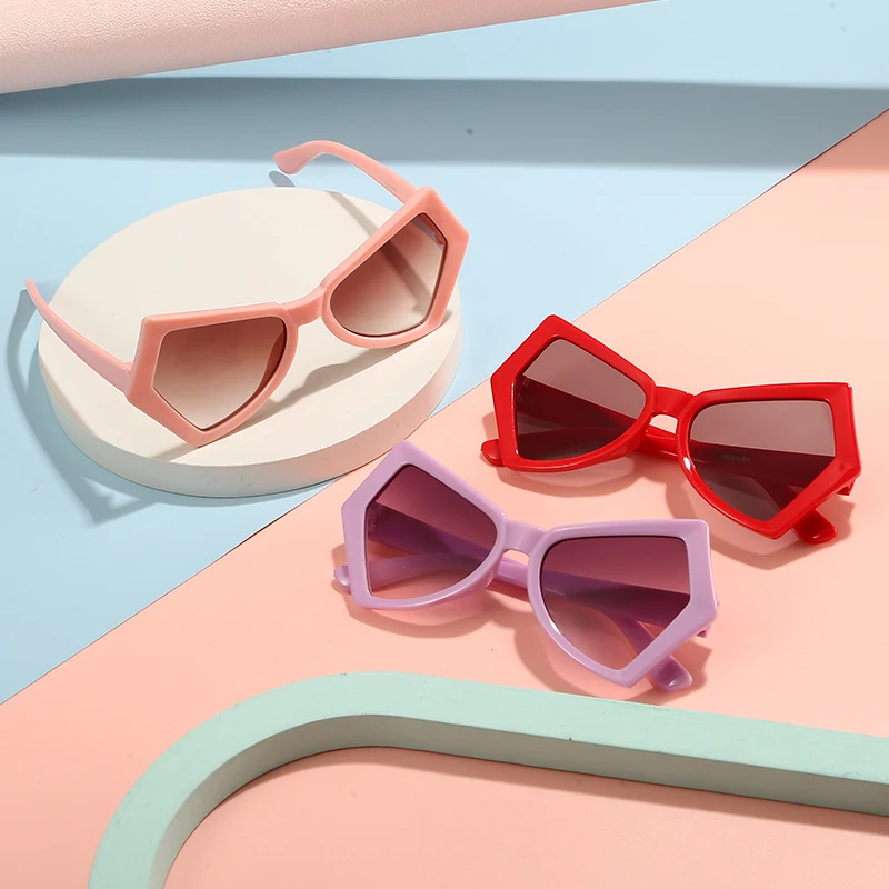 Новые детские солнцезащитные очки, модные солнцезащитные очки «кошачий глаз», модные ретро-трендовые милые повседневные очки для мальчиков и девочек, детские солнцезащитные очки UV400
Новые детские солнцезащитные очки, модные солнцезащитные очки «кошачий глаз», модные ретро-трендовые милые повседневные очки для мальчиков и девочек, детские солнцезащитные очки UV400