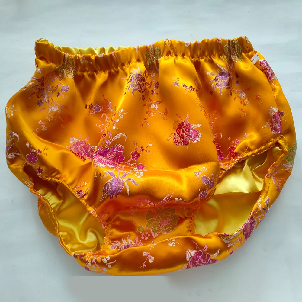 No Elastic Glossy Floral Embroidery Ice Silk Satin Lingerie Panties Plus Size Underwear Sexy Medium Waist Briefs
No Elastic Glossy Floral Embroidery Ice Silk Satin Lingerie Panties Plus Size Underwear Sexy Medium Waist Briefs