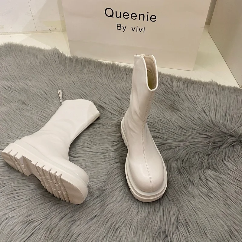 Women Fashion Chelsea Boots Autumn Winter Korean Shoes Soft Leather Platform Shoes Ladies British Chelsea Boots Ankle Knee-high
Women Fashion Chelsea Boots Autumn Winter Korean Shoes Soft Leather Platform Shoes Ladies British Chelsea Boots Ankle Knee-high