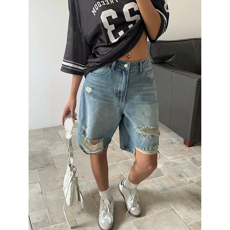 2026 Summer Women Trend Ripped Short Jeans Girls Streetwear High Waist Denim Shorts Lady Fashion Vintage Loose Shorts
2026 Summer Women Trend Ripped Short Jeans Girls Streetwear High Waist Denim Shorts Lady Fashion Vintage Loose Shorts