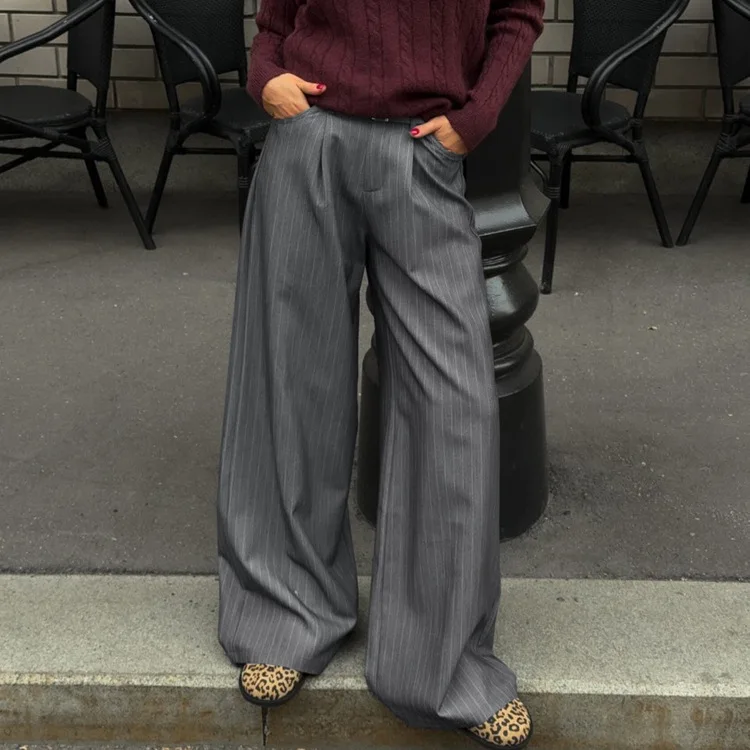 Fashion Loose Gray Stripe Women's Pants Elegant High Waist Wide Trousers Vintage Classic Full Length Pants Female Y2k Clothes
Fashion Loose Gray Stripe Women's Pants Elegant High Waist Wide Trousers Vintage Classic Full Length Pants Female Y2k Clothes