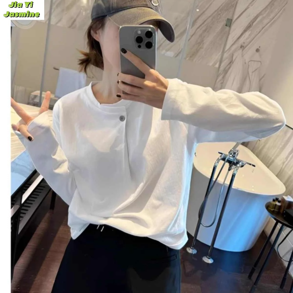 Cotton Plus Size Korean Version One Button Long Sleeved Top for Women 2025 New Loose and Slimming Fashion Base Shirt for Women
Cotton Plus Size Korean Version One Button Long Sleeved Top for Women 2025 New Loose and Slimming Fashion Base Shirt for Women