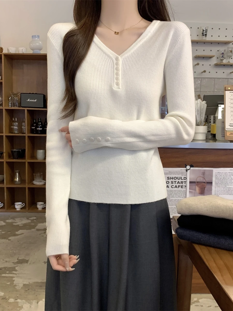 Korean Sle Slim Fit Knitwear V-Ne Button Design Long Sve Women's Spring New Arrival Top Faionable Ele Sle
Korean Sle Slim Fit Knitwear V-Ne Button Design Long Sve Women's Spring New Arrival Top Faionable Ele Sle