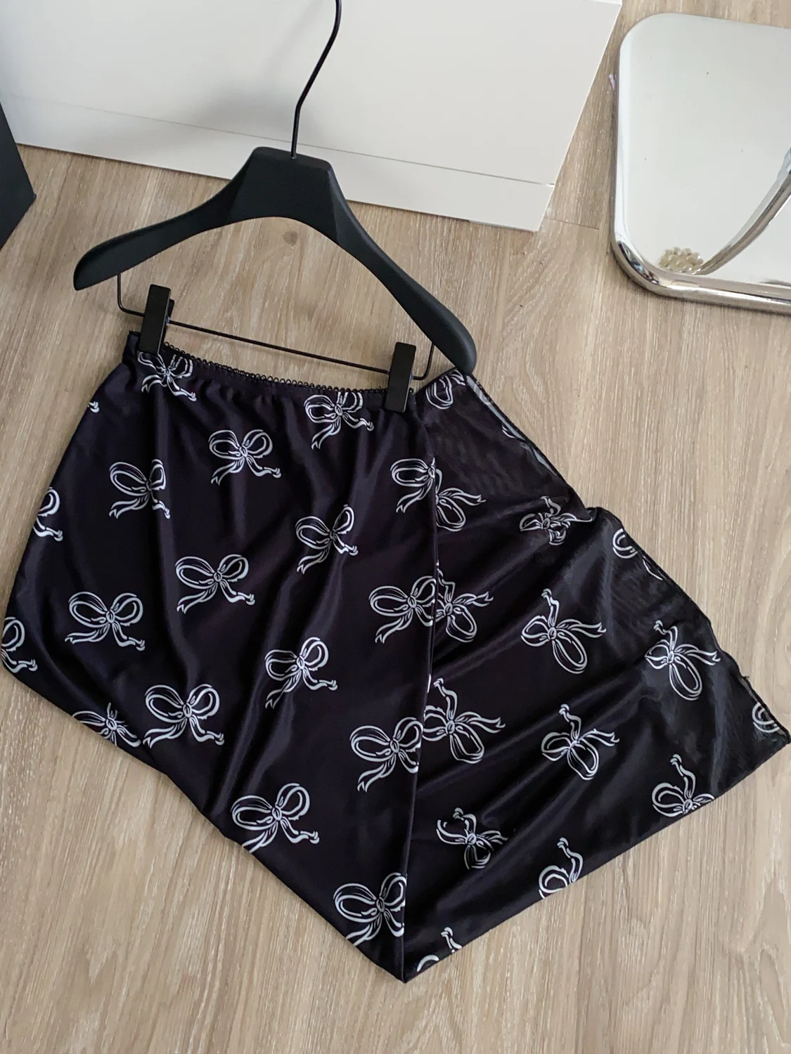Retro Knot Print Long Thin Me Skirt Women's High Waist Slimming A-Line Skirt Korean Sle Summer Faionable
Retro Knot Print Long Thin Me Skirt Women's High Waist Slimming A-Line Skirt Korean Sle Summer Faionable