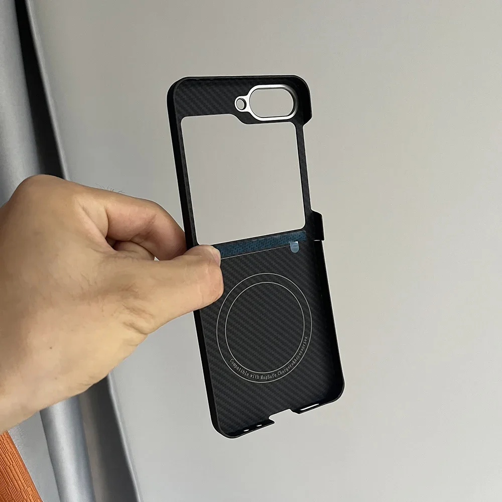 Чехол Magsafe Magnetic из углеродного волокна для Samsung Galaxy Z Flip 6, ультратонкий чехол из арамидного волокна для Samsung Galaxy Z Flip 6
Чехол Magsafe Magnetic из углеродного волокна для Samsung Galaxy Z Flip 6, ультратонкий чехол из арамидного волокна для Samsung Galaxy Z Flip 6