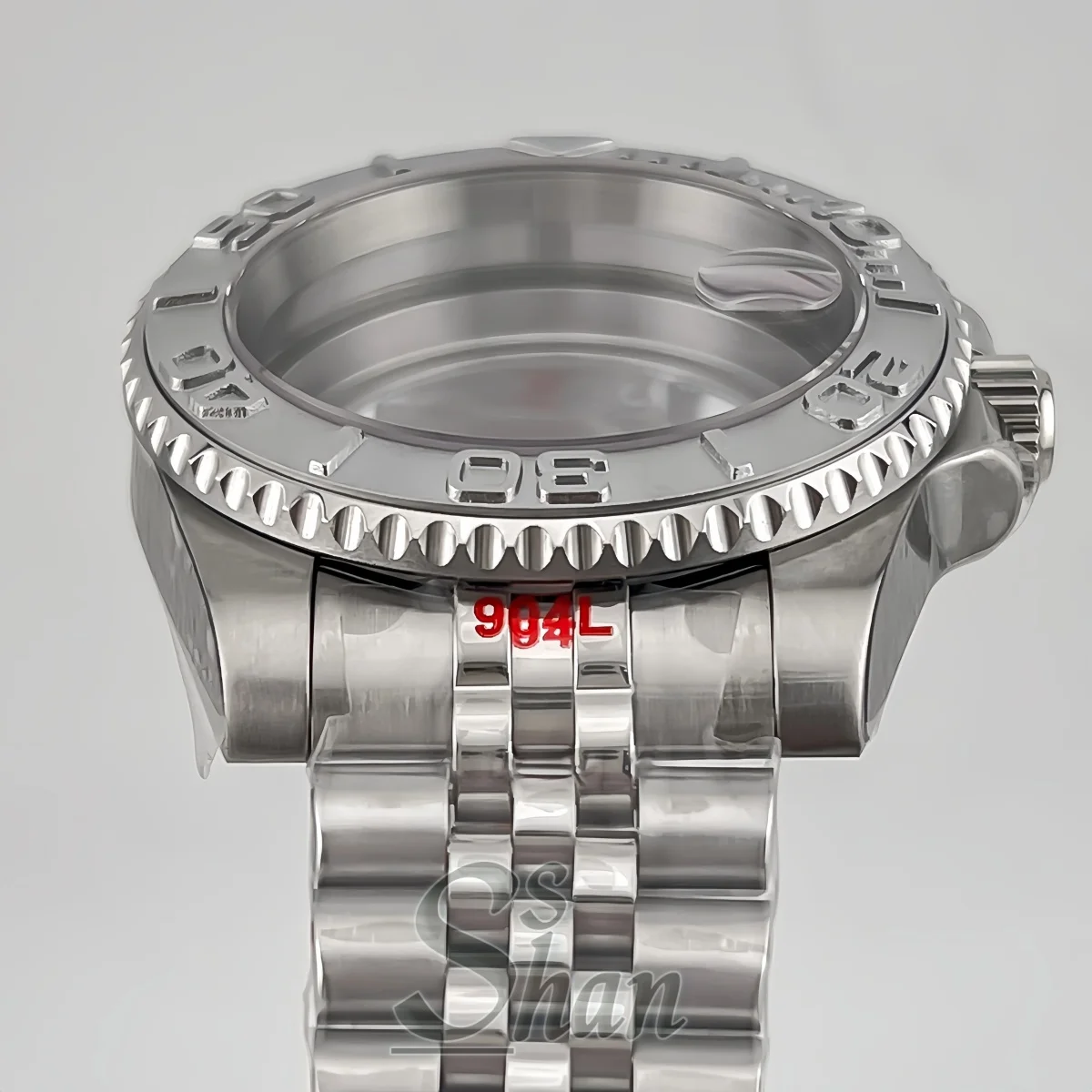 40mm silver diving case is suitable for NH34 NH35 GMT PT5000 movement sapphire glass stainless steel bracelet with sliding buckl
40mm silver diving case is suitable for NH34 NH35 GMT PT5000 movement sapphire glass stainless steel bracelet with sliding buckl