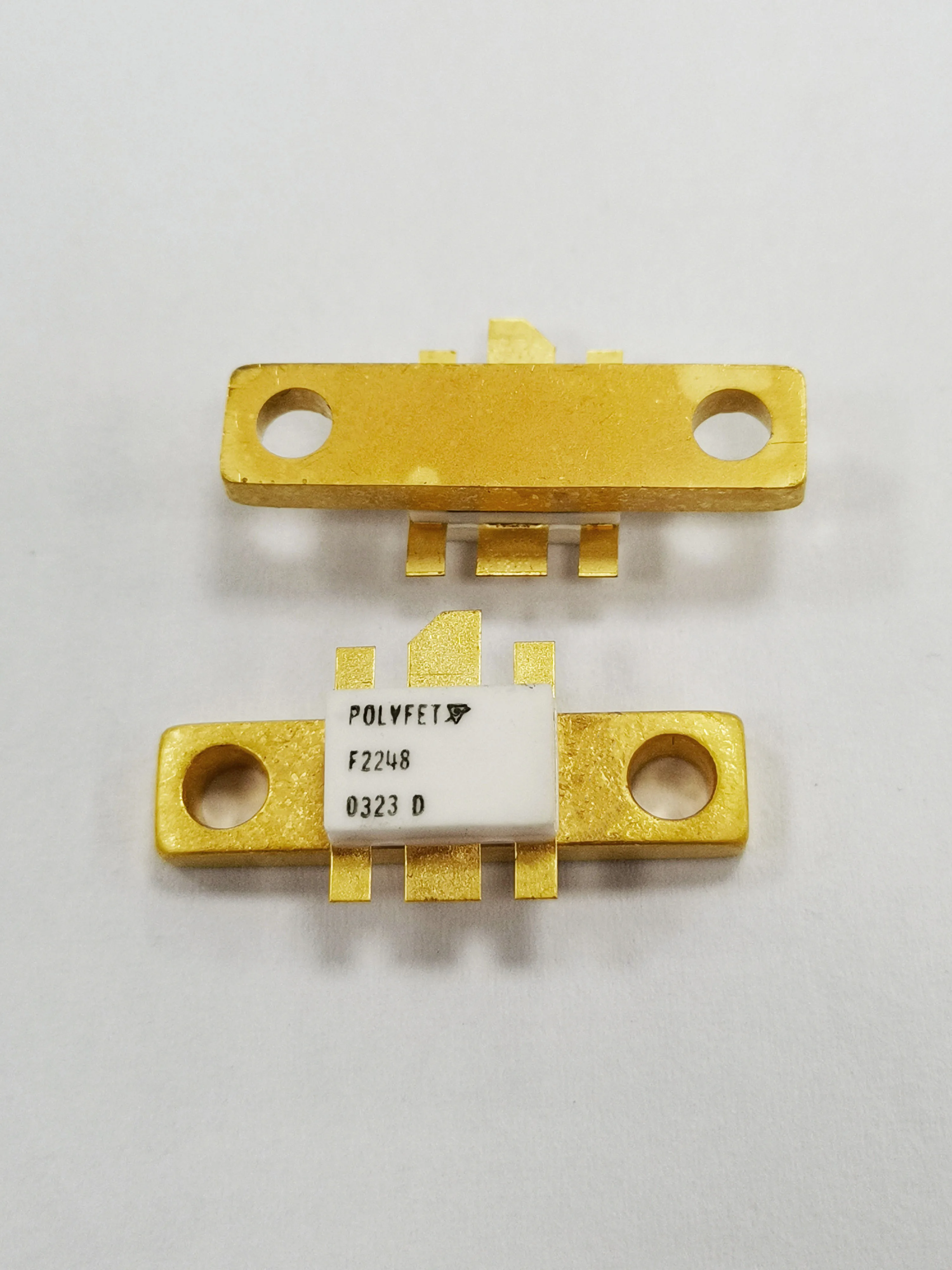F2248 цена на 1 единицу, без налога ВЧ-лампы, радиочастотный ламповый усилитель, резистор и емкость модуля RF
F2248 цена на 1 единицу, без налога ВЧ-лампы, радиочастотный ламповый усилитель, резистор и емкость модуля RF