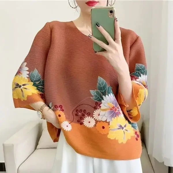 Новинка 2025, женский топ с морщинами, тонкий свободный модный топ с круглым вырезом, повседневная футболка Blusas Mujer De Moda с принтом 
Новинка 2025, женский топ с морщинами, тонкий свободный модный топ с круглым вырезом, повседневная футболка Blusas Mujer De Moda с принтом